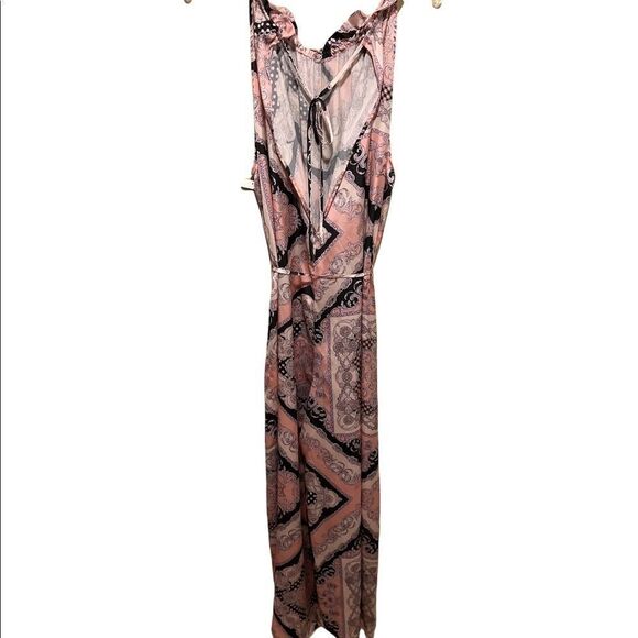 River Island scarf print halter jumpsuit in pink - Picture 6 of 13